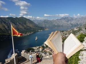 leer y viajar Montenegro